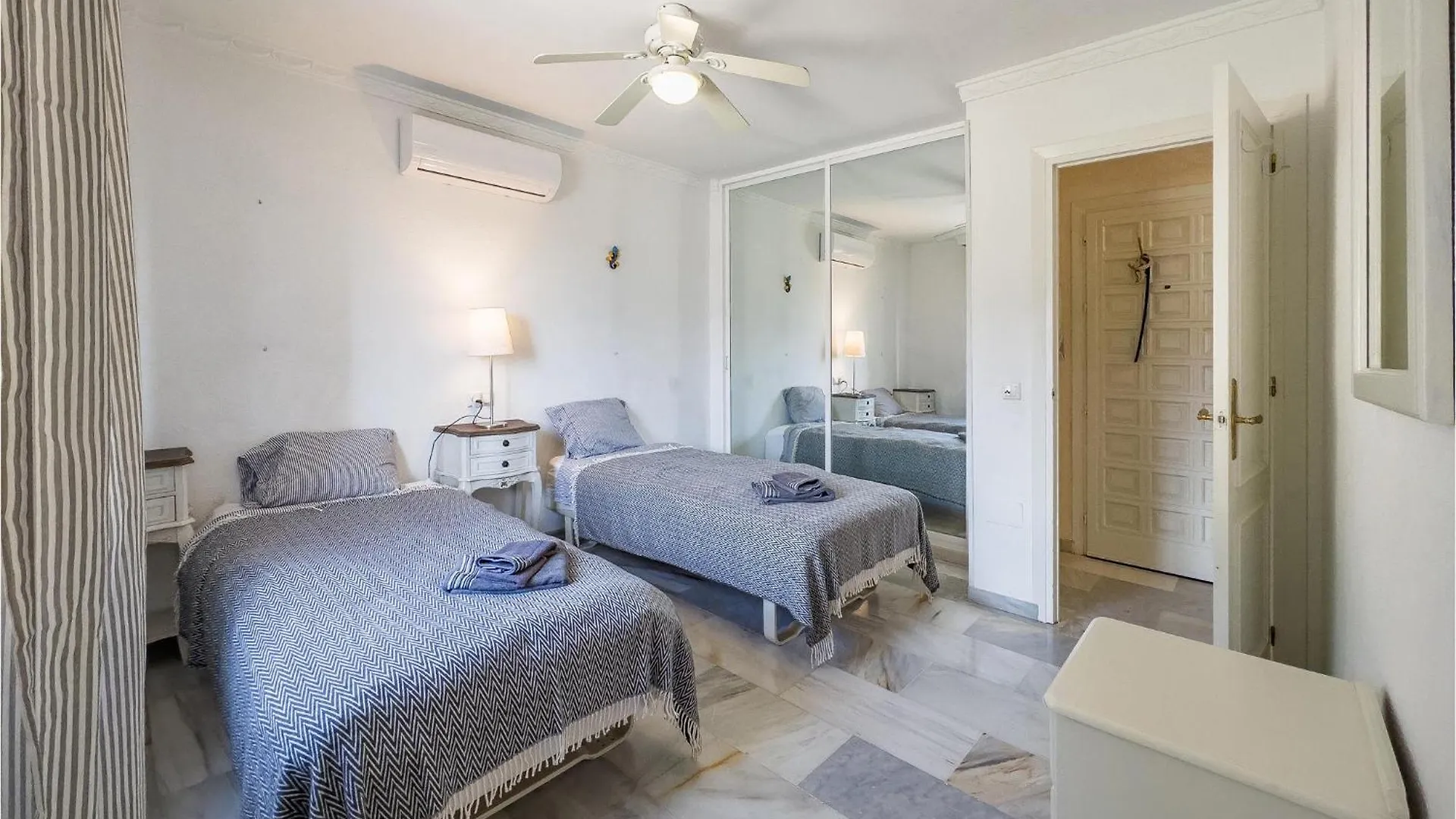 Lovely Apartment In Mijas With Kitchen