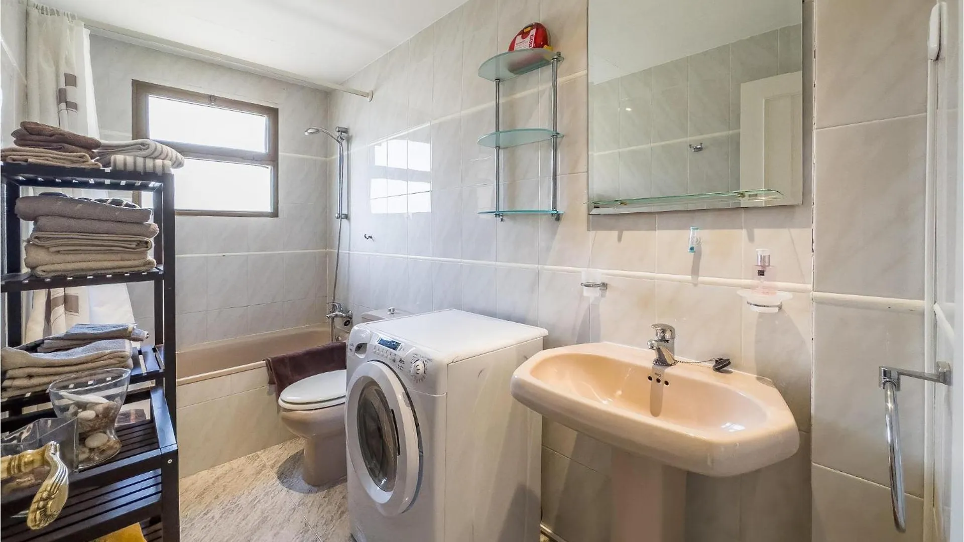 Lovely Apartment In Mijas With Kitchen Spain