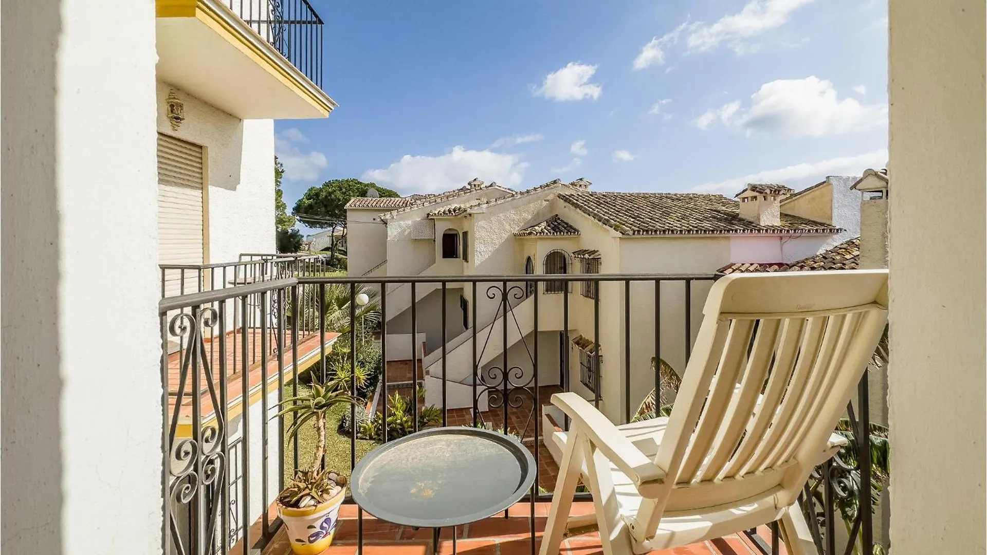 Lovely Apartment In Mijas With Kitchen