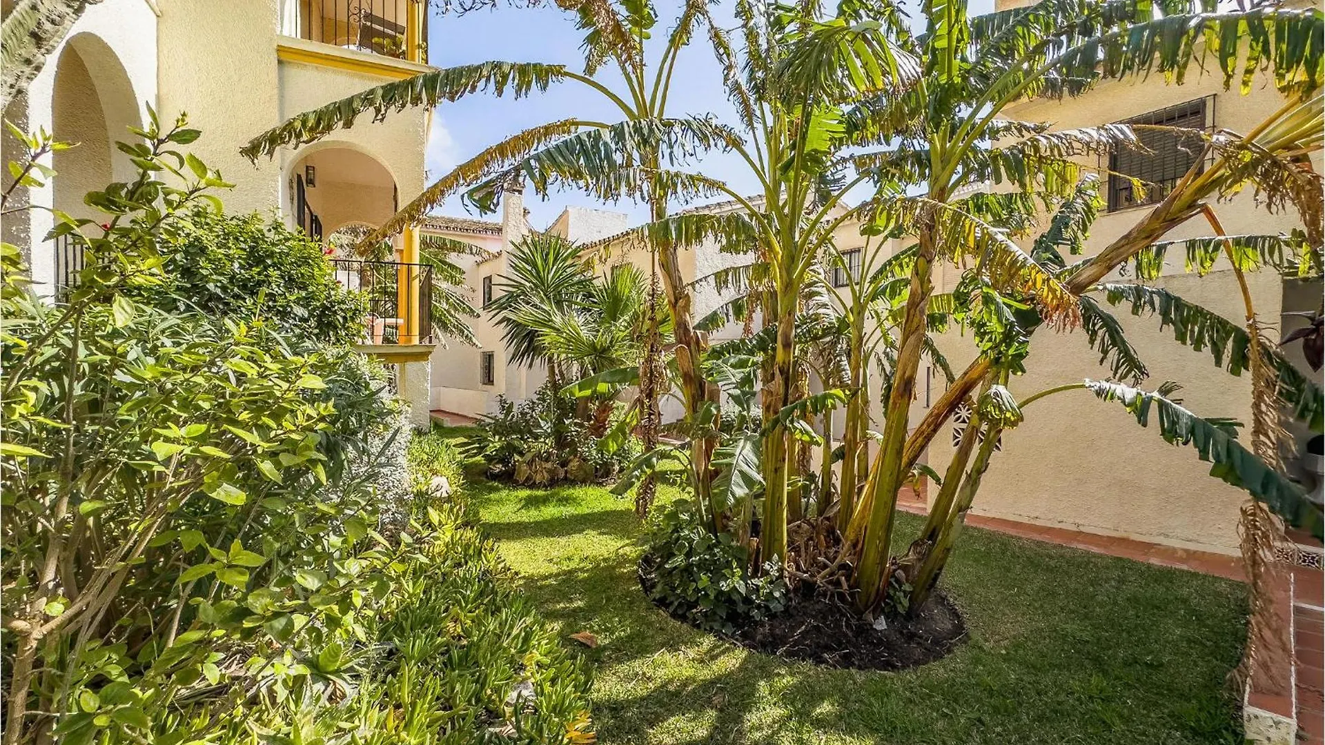 Lovely Apartment In Mijas With Kitchen